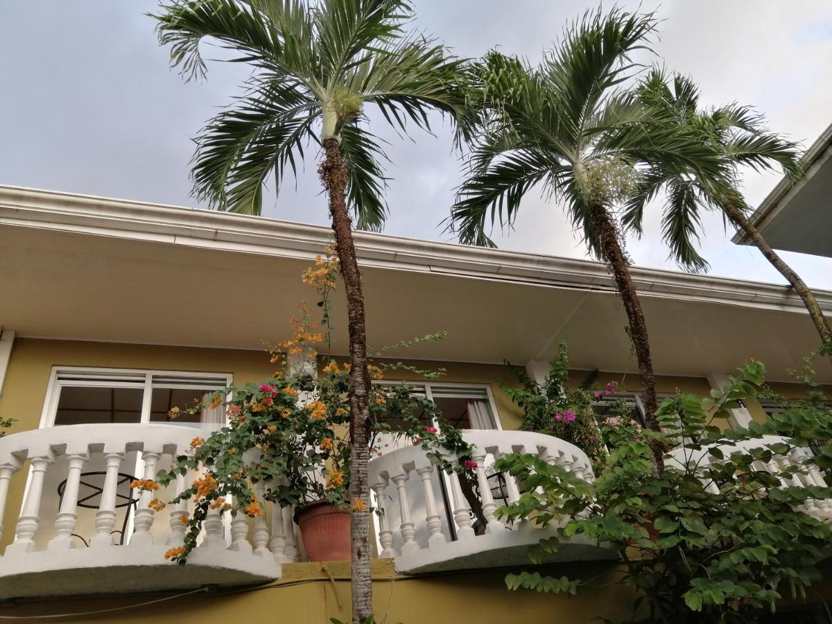 Hotel Malinche Quepos Exteriör bild